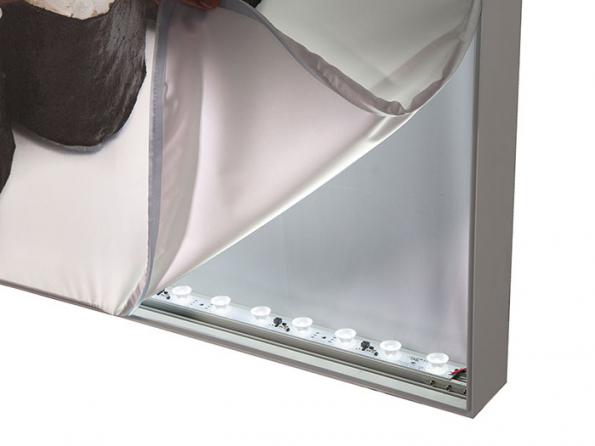 شرکت بازرگانی پروفیل لایت باکس فریم لس