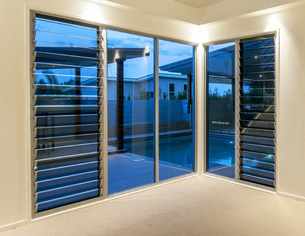 نمای کرتین وال