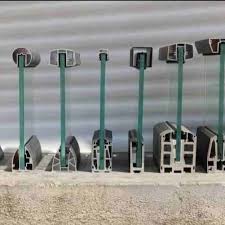 هندریل ، دفنی و رو کار