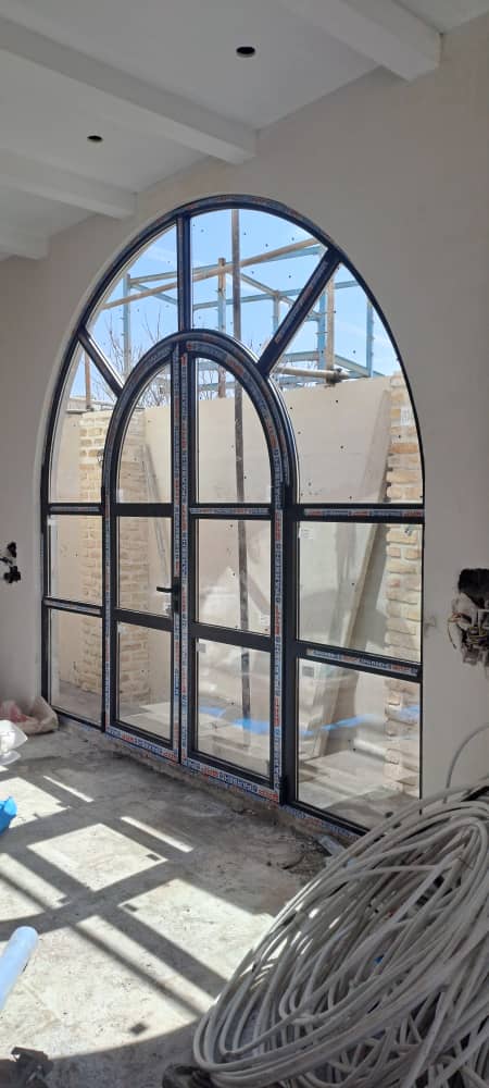 تأمین تخصصی اجزای کرتین وال از تولید تا ارسال پروژه‌ای