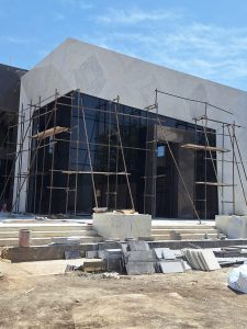 خدمات نصب کرتین وال حرفه‌ای در تهران