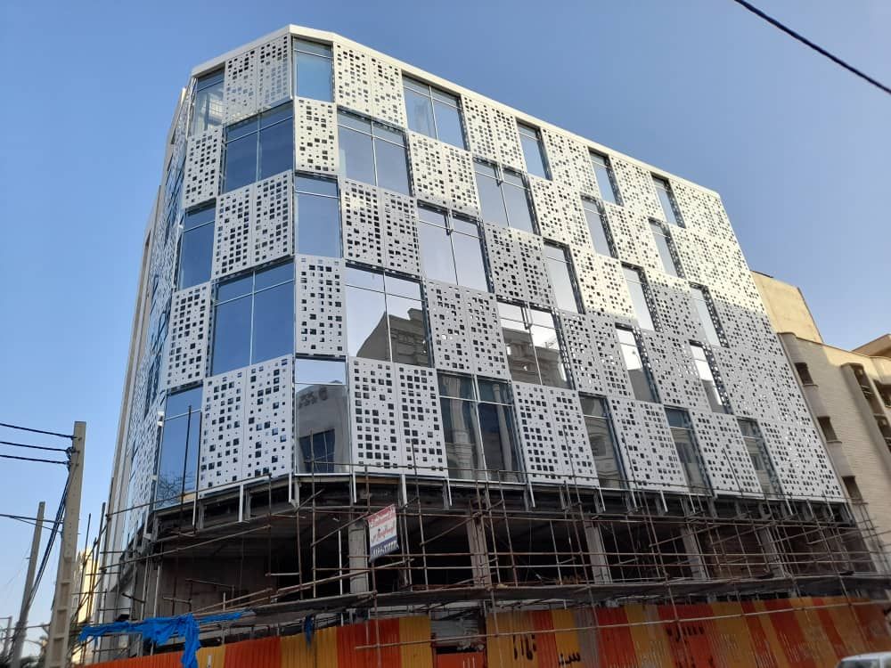 تشخیص کرتین وال باکیفیت واقعی