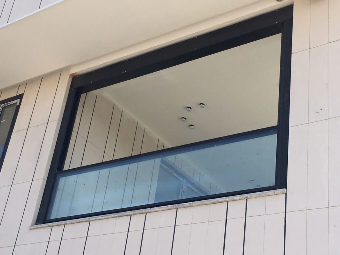 مزایای نمای کرتین وال یوچنل